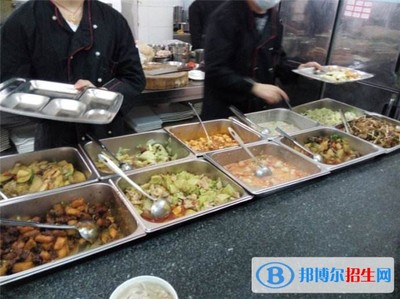 西安电力专修学院宿舍条件及校园餐饮管理概况